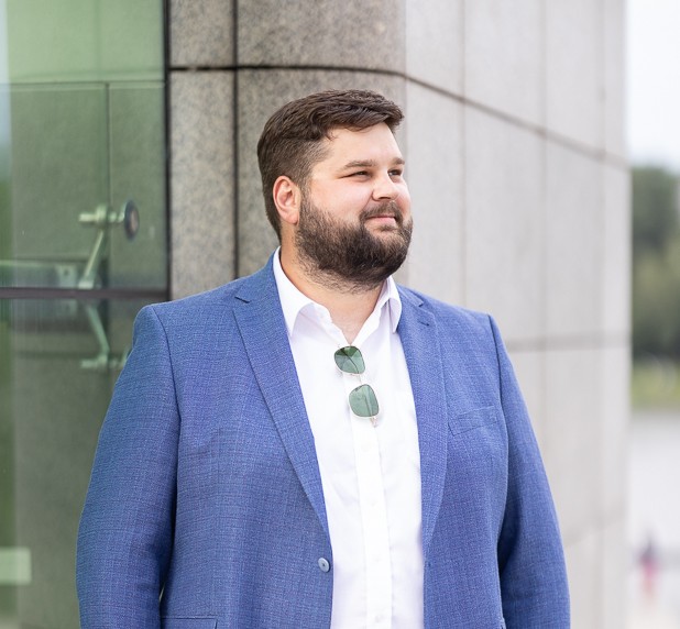 1776073558-1772805989-andrzej-suliga-cropped